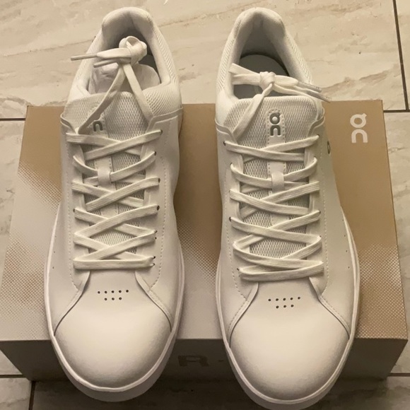 THE ROGER Advantage, price is form - Picture 1 of 4